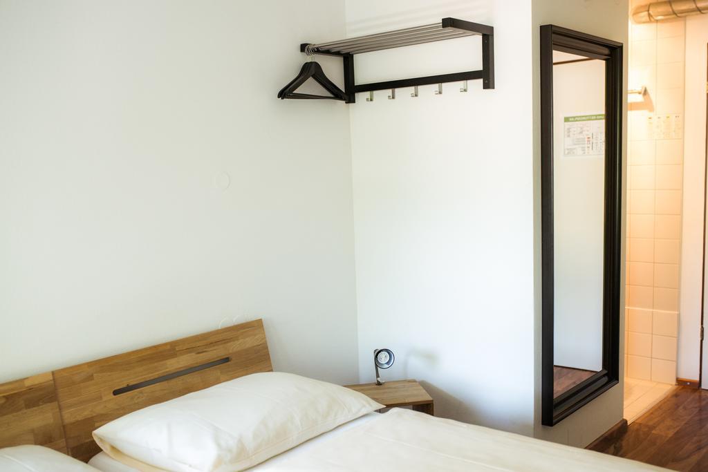 Ft Hotel Freiburg im Breisgau Room photo