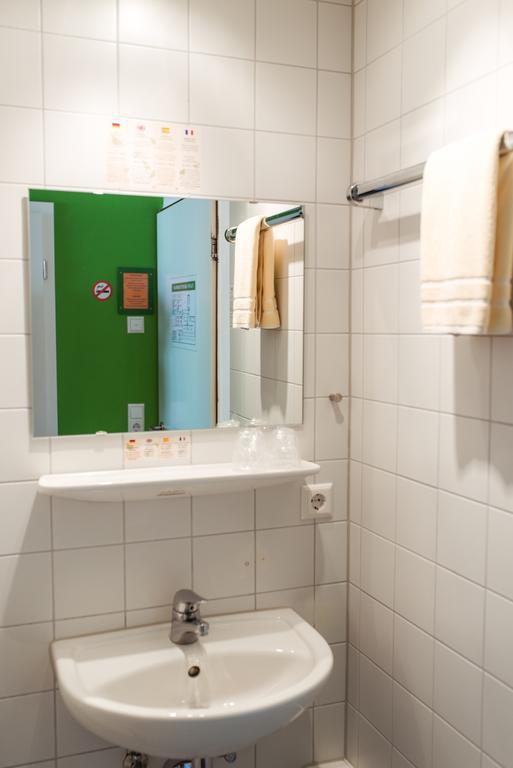 Ft Hotel Freiburg im Breisgau Room photo